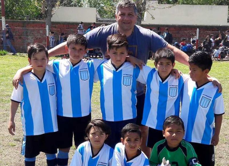 A base de sacrificio, club de fútbol infantil de Villa Elvira ya cumplió un año