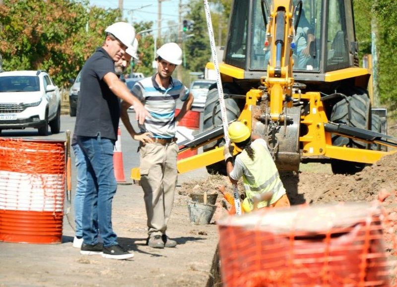 El municipio inició una obra clave para conectar Hernández y Gorina