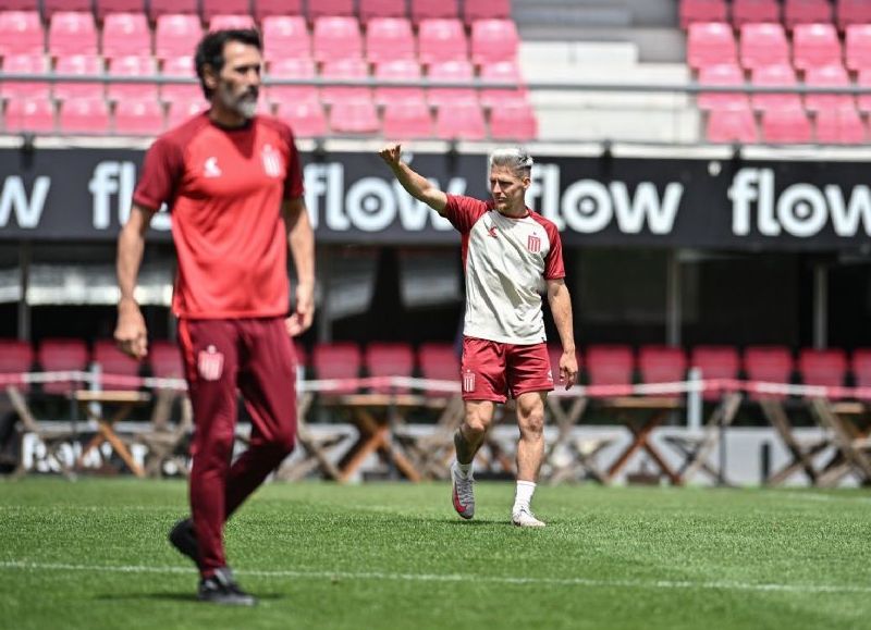 Estudiantes se entrenó en UNO y Domínguez perfila el equipo para recibir a Boca