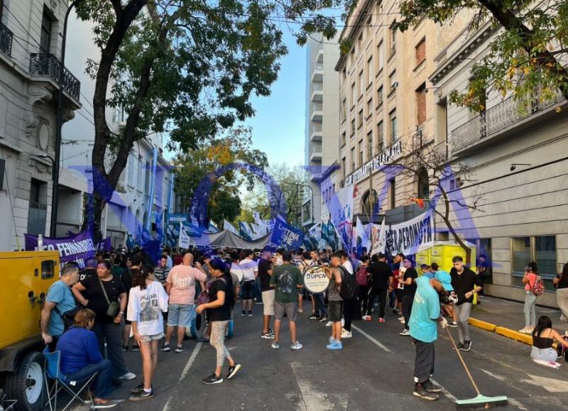VIDEO | Julio Alak asumió en el PJ local y militantes pidieron unidad para enfrentar a Milei