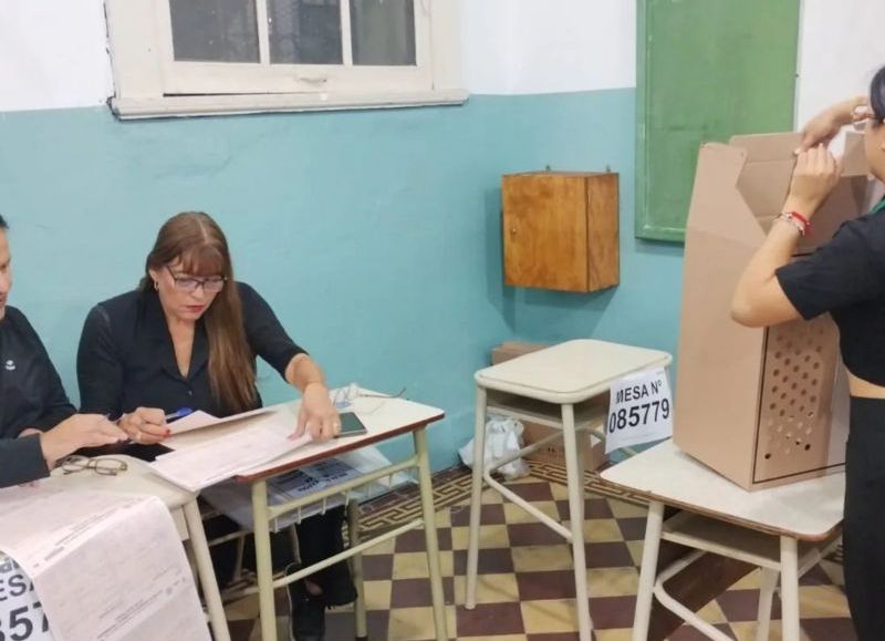 Elecciones en Perú: fuerte movimiento en la ciudad por el voto de residentes