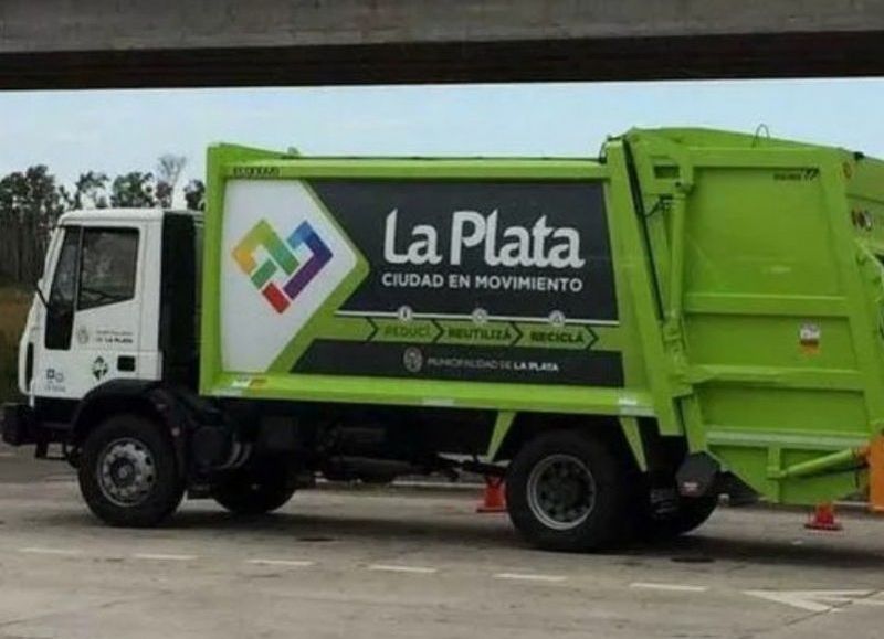 Vecinos vuelven a cargar contra ESUR por la recolección de basura en Villa Elvira