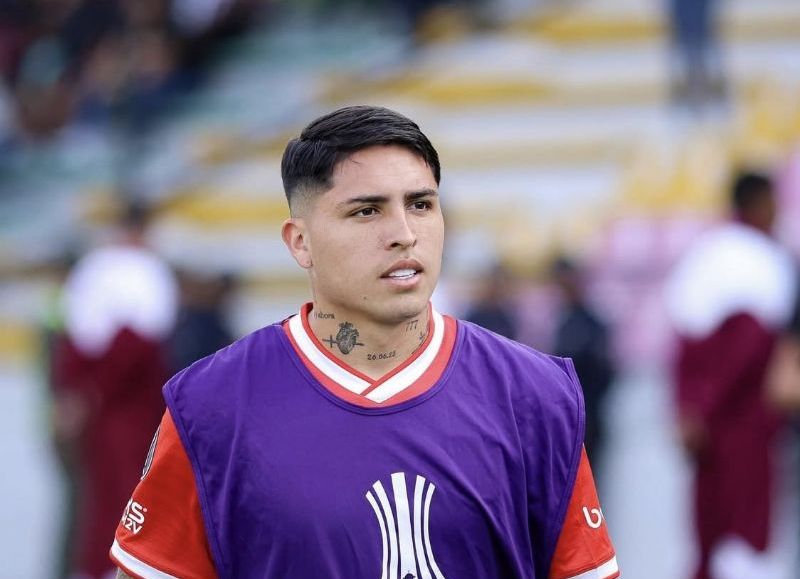 Estudiantes fue inhibido por FIFA y no podrá incorporar si no levanta la deuda