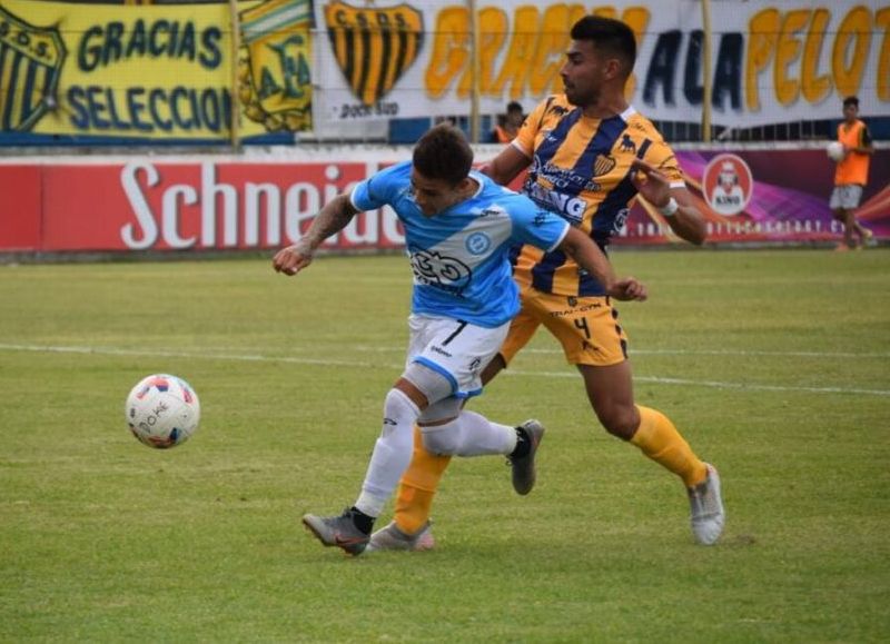 Villa San Carlos visita a Dock Sud con la necesidad de volver al triunfo