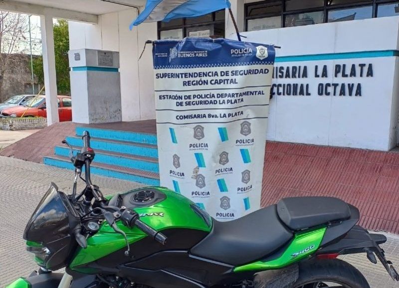 Circulaba por el barrio del Club Floresta con una moto que había sido robada en el Centro