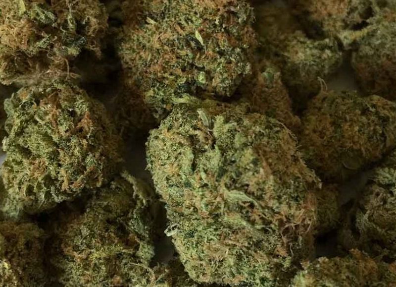 Los engancharon haciendo un "pasamanos"