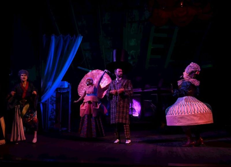 El municipio estrena un nuevo ciclo teatral con la actuación de actores y actrices locales