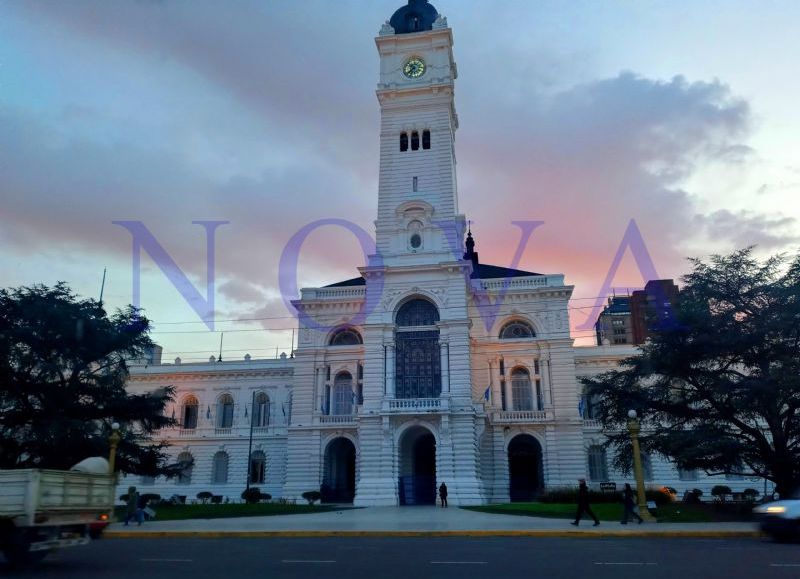 Cómo funcionarán los servicios municipales este lunes