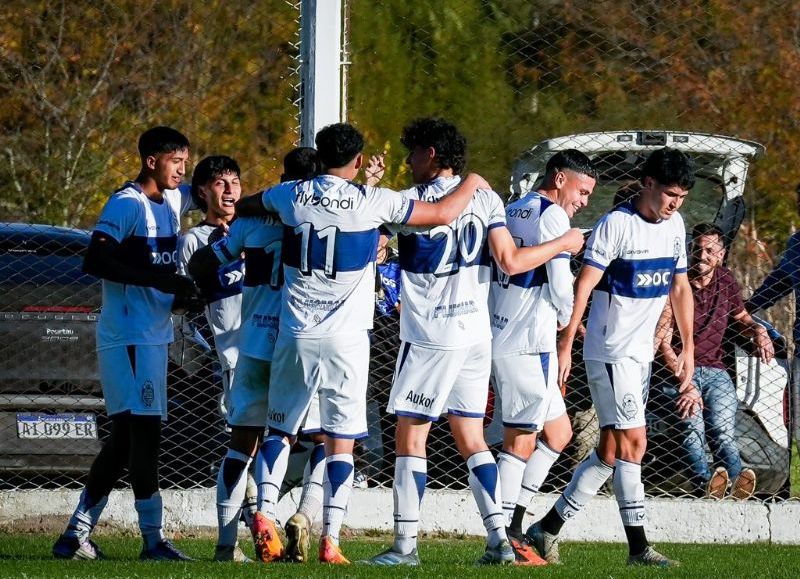 Gimnasia busca desprenderse de varios juveniles que casi no tuvieron lugar en el semestre