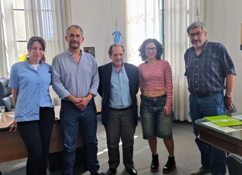 Ciencias Naturales: Marquez se reunió con el director de la Escuela de Gobierno en Salud "Floreal Ferrara"