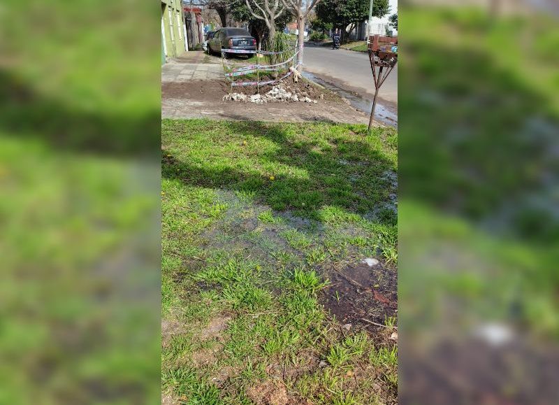 ABSA repara y se vuelve a explotar la red en Villa Elvira