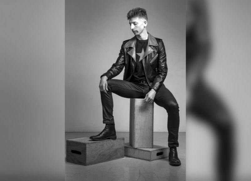 VIDEO | Fede Moura presenta "Tributo a Virus" en el Teatro Bar