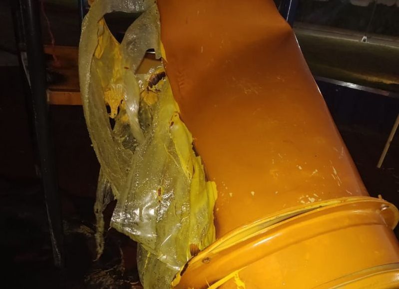 Incendiaron los juegos de la Plaza Mosconi de Berisso