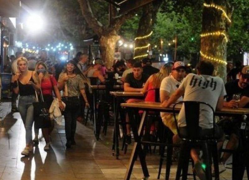 La Plata en fase 2: las nuevas restricciones que rigen en la ciudad