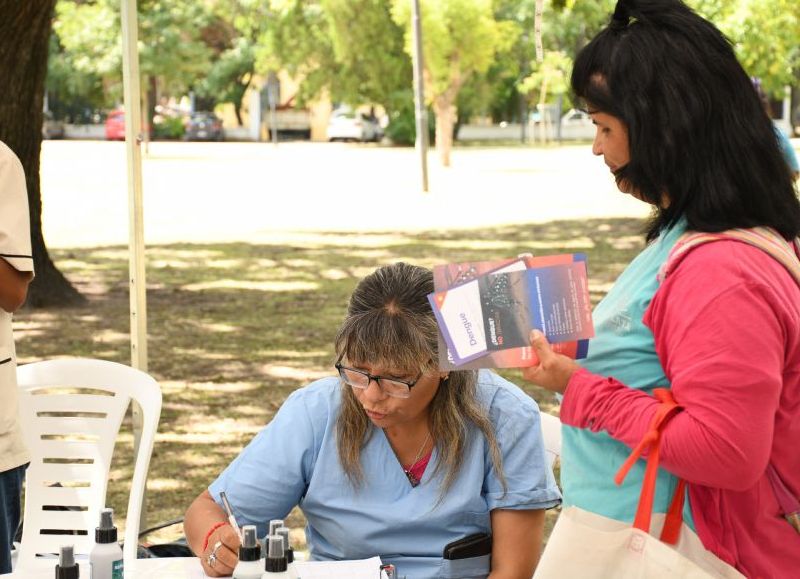El municipio recorre los barrios con jornadas de salud enfocadas en la prevención
