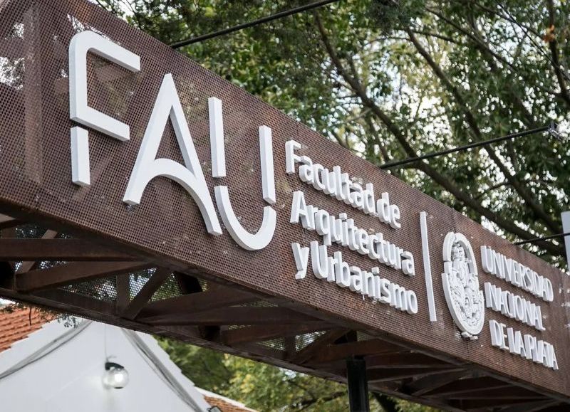 Conmoción en la UNLP: hallan el cuerpo de un bebé en una zona en obras de la Facultad de Arquitectura