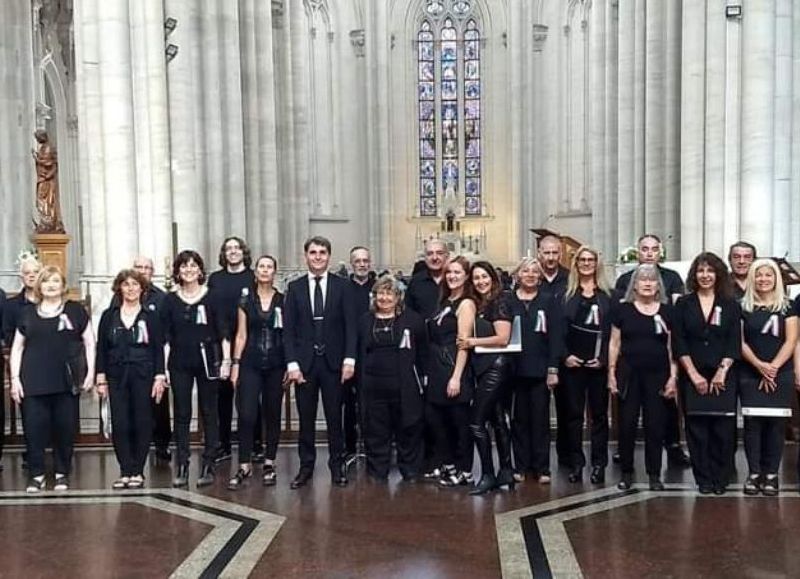Homenajes y distinciones en el nuevo aniversario de "La Plata, capital del canto coral de la Provincia"