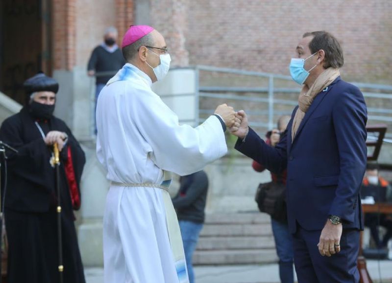 Garro participó de la tradicional celebración por el 25 de mayo