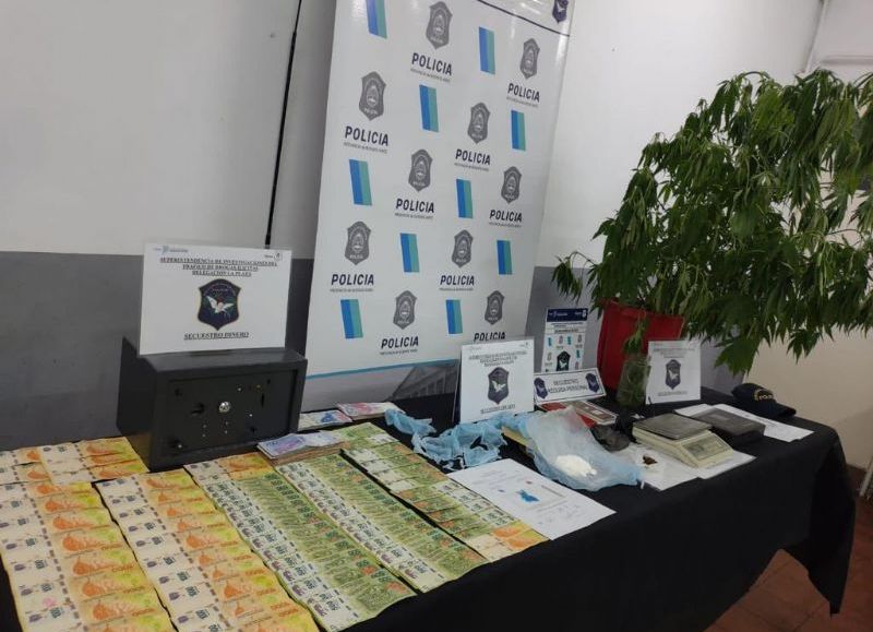 VIDEO | Allanamientos y una detención por drogas en Villa Elvira