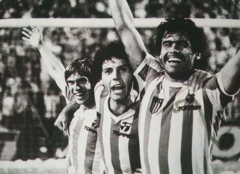 Estudiantes le mandó fuerzas a Miguel Russo en su delicado estado de salud