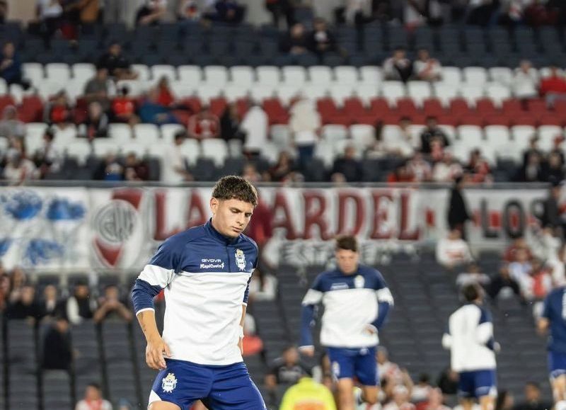 Aguiar firmó contrato y se convirtió en profesional en Gimnasia