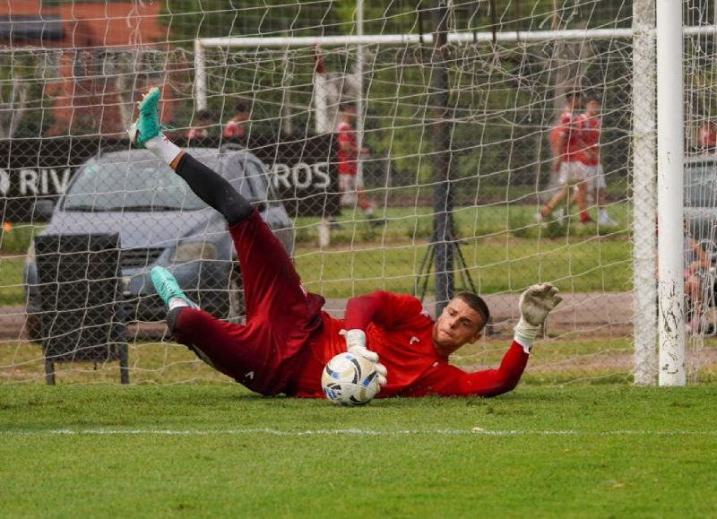 Iacovich se perfila como titular ante San Lorenzo
