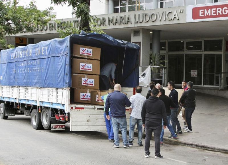 Junto a sus colaboradores y clientes, Supermayorista Vital donó más de 500 juguetes