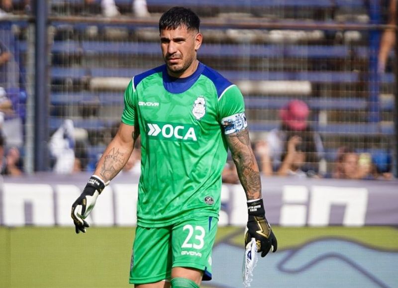 Gimnasia acordó la renovación de Nelson Insfrán y seguirá en el club hasta 2027