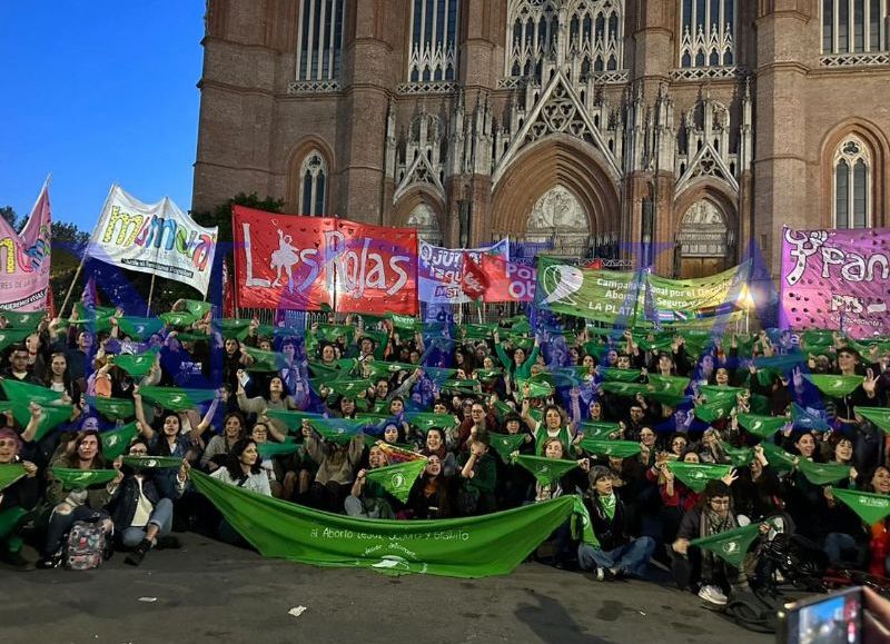 VIDEO | Por el aborto legal, seguro y gratuito, La Plata marchó en "defensa de lo conseguido"
