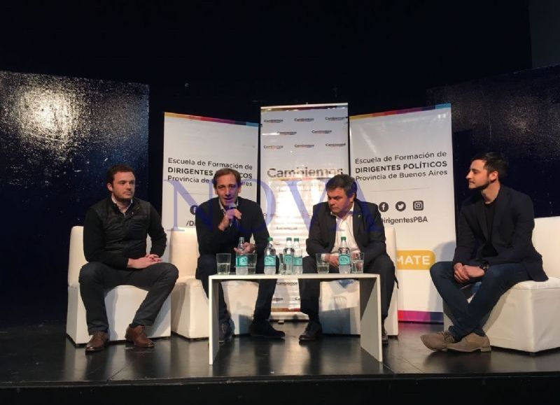 Garro, Scarsi y López Medrano encabezaron un encuentro con jóvenes militantes Cambiemos