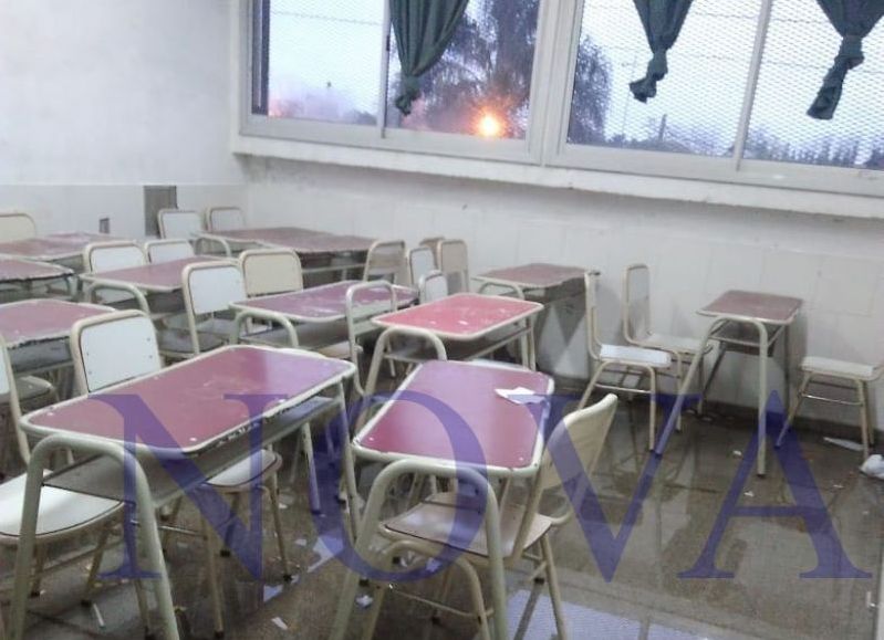 Acusan a Negrelli por falta de mantenimiento de una escuela de Olmos