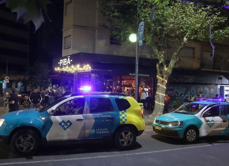 Alto nivel de cumplimiento al cierre nocturno en La Plata