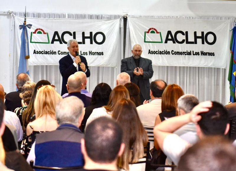 Alak participó del 64° aniversario de la Asociación Comercial Los Hornos