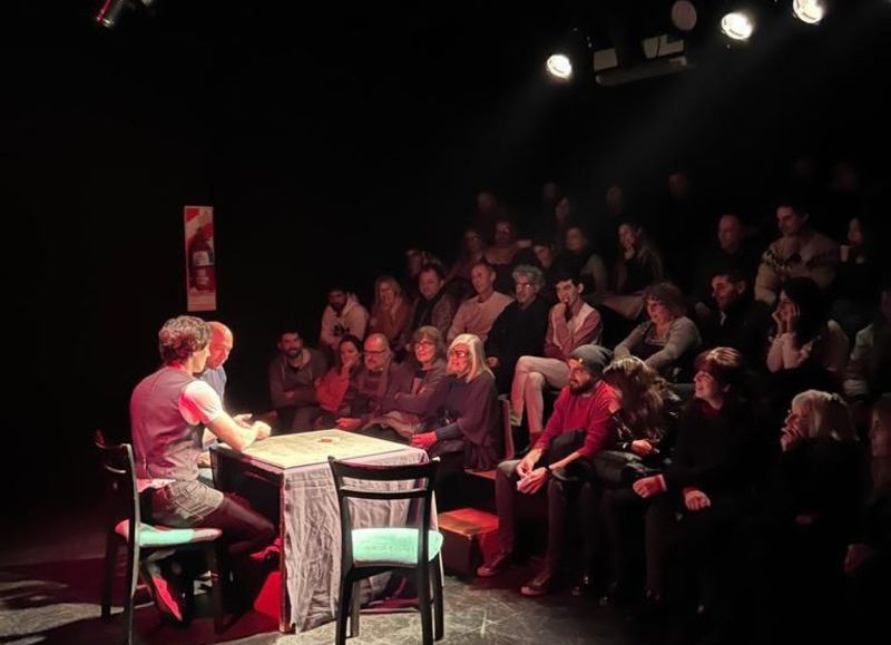 "El otro lado": un espectáculo de ilusionismo que te hará vivir lo imposible