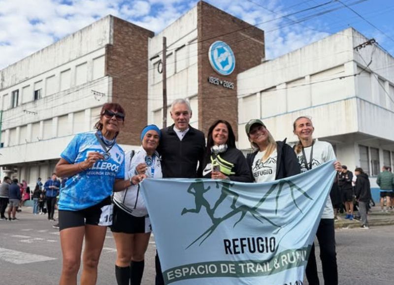 San Carlos celebró sus 101 años con más de 350 corredores en los 5K Villeros