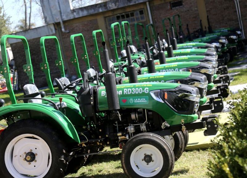 Ingresó nueva maquinaria a la comuna para seguir mejorando la infraestructura en los barrios