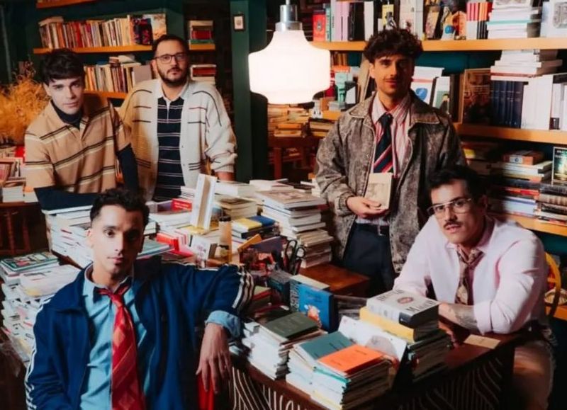 India Bombay presenta "Editorial", su nuevo disco, en Ciudad de Gatos