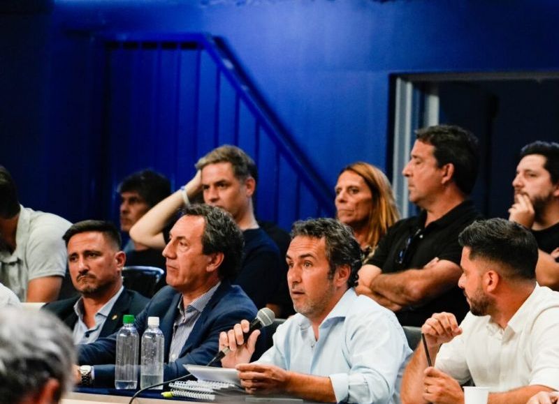 Oscar González Arzac reconoció que Orfila se juega el cargo ante Sarmiento y que “los resultados mandan”