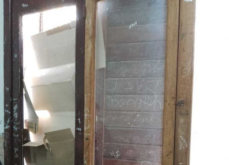 La Escuela Secundaria 93 de Hernández no soporta más abandono