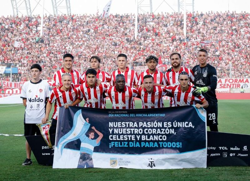 Estudiantes remontó ante Platense y cerró el año con otro título