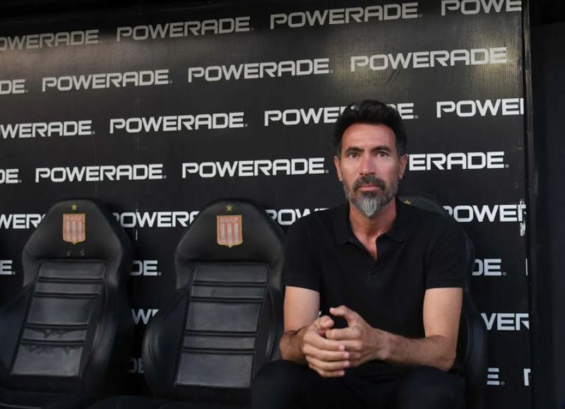 Domínguez se va de vacaciones, pero exige claridad en Estudiantes para continuar