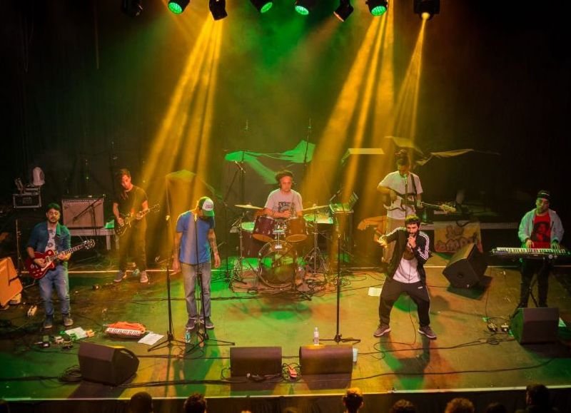 VIDEO | Una noche a puro reggae: La Ombú y La Bomba del Ghetto