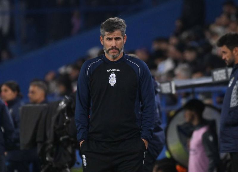 Gimnasia acordó la continuidad de Ariel Pereyra y prepara un contrato hasta 2027