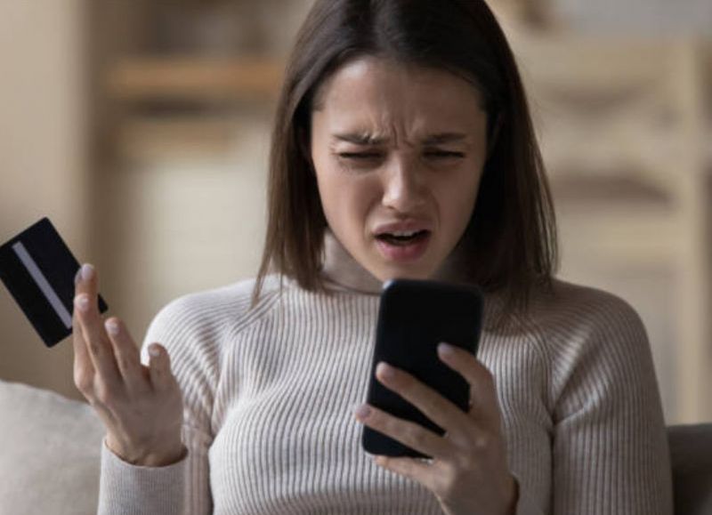 Vecina de Villa Elvira víctima de una estafa virtual perdió sus ahorros