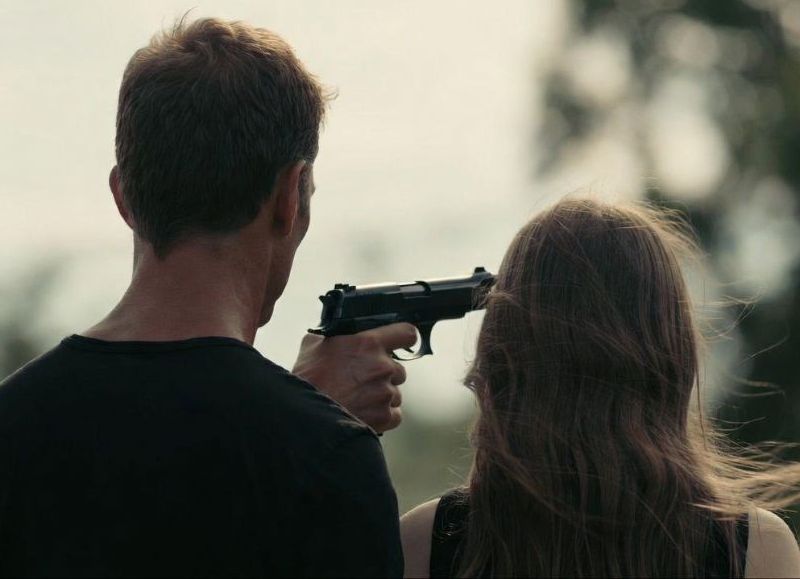 Conmoción en City Bell: raptan, agreden y abandonan a una joven en un brutal ataque sexual