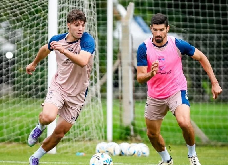 Gimnasia volvió a entrenar tras el paro, pero la bronca con la dirigencia de Cowen sigue latente