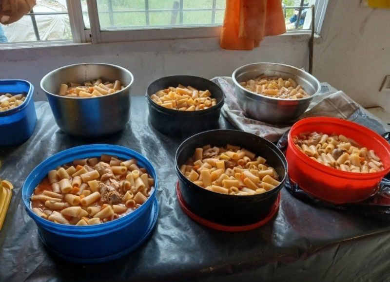 Renacer en Villa Elvira asiste vecinos y necesita del apoyo de los que puedan hacer donaciones