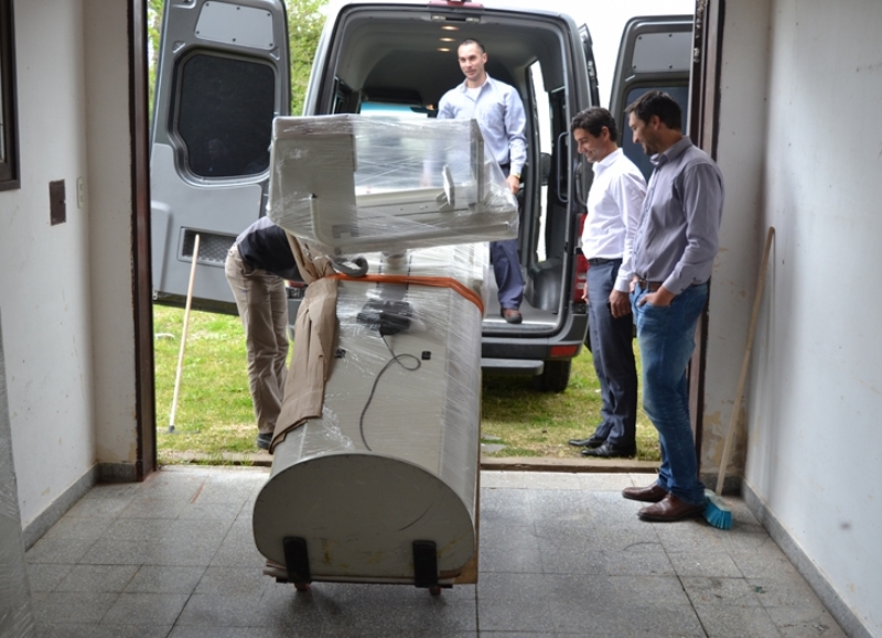 En el mes de la Lucha Contra el Cáncer de Mama, Punta Indio recibió su primer mamógrafo