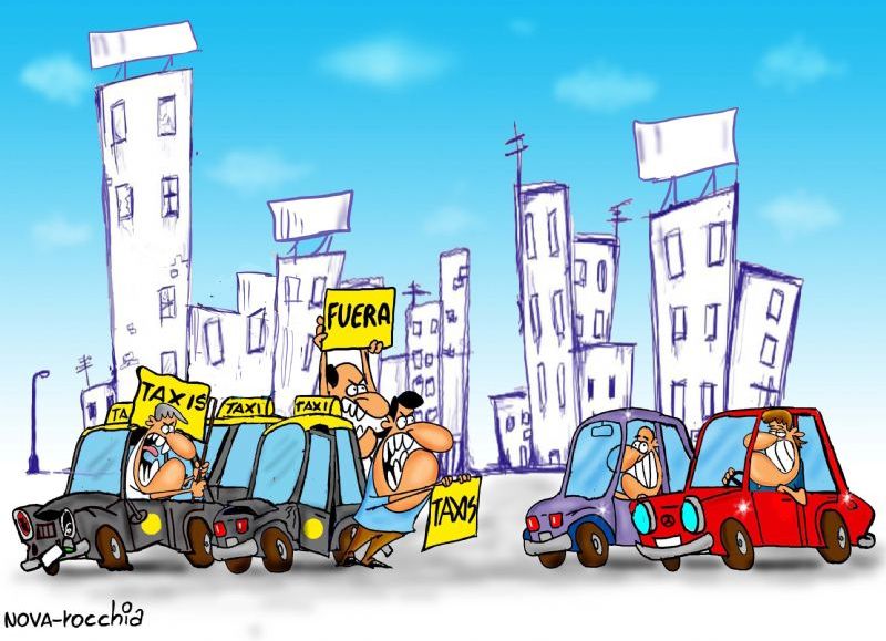 Siguen los problemas por las delegaciones y la "guerra" entre taxis y Uber no da tregua