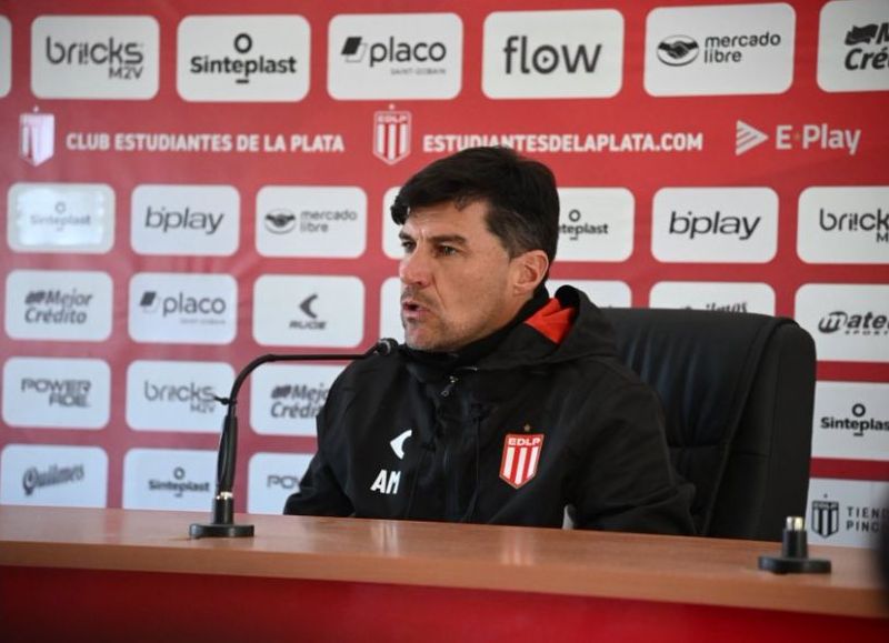 Medina se planta ante Flamengo y apela a la mística de Estudiantes